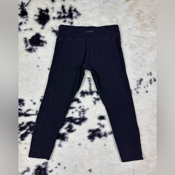 Calvin Klein Performance Black Stretch Activewear Yoga Capri Legging Size Medium - Picture 6 of 7